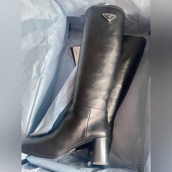 Love the boots but are too big. Prada has a 14 days return policy I didn’t know. - Picture 3 of 6